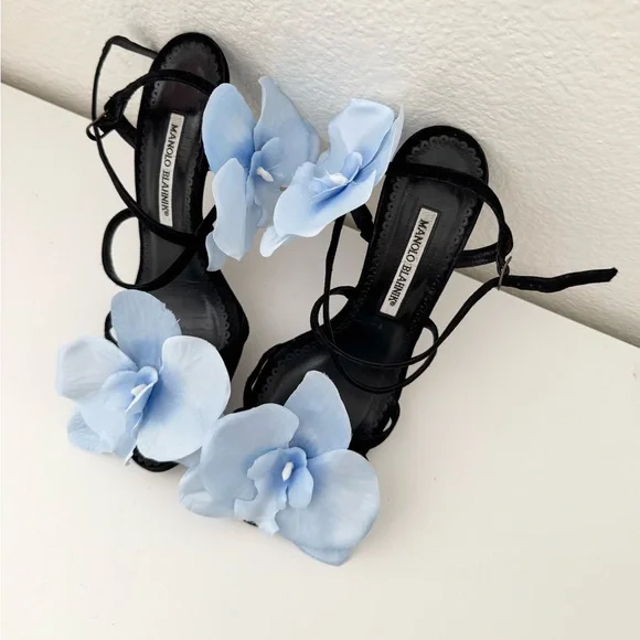 Reworked Manolo Blahnik orchid heels - Picture 3 of 6